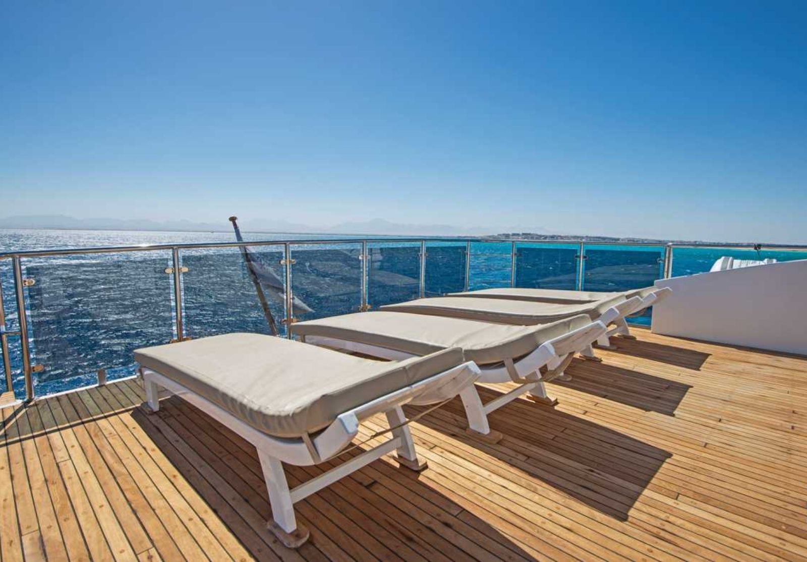 sundeck 3